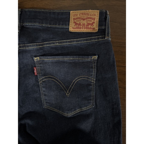 Levi's Jeans Women's Classic Mid Rise Skinny Blue Denim Size 14M Stretch Modern - Picture 13 of 13